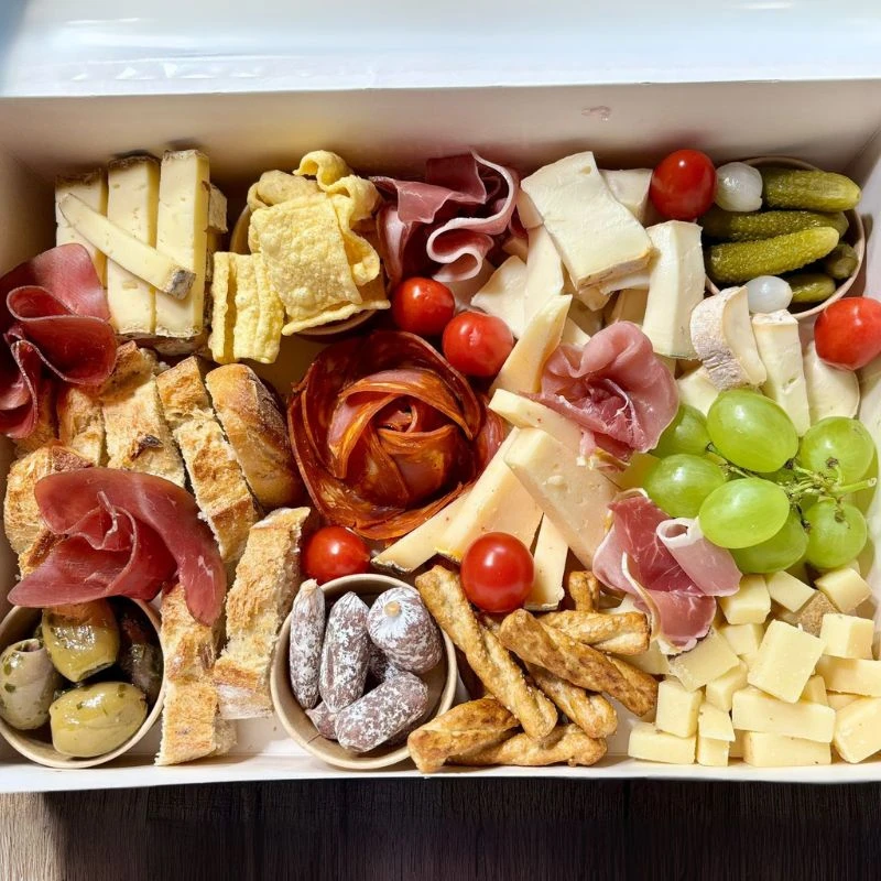 Petite box apéro à emporter pour 2 ou 3 personnes